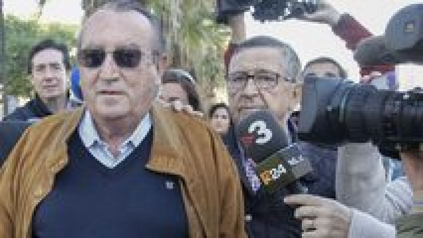 L'Informatiu - Comunitat Valenciana 2 - 26/11/14 - Ver ahora