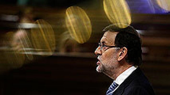Informativo 24h - Rajoy lee el auto de Ruz en el Congreso para defender que Ana Mato no está imputada
