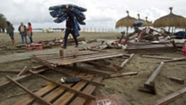 Un tornado sacude el sur de Málaga