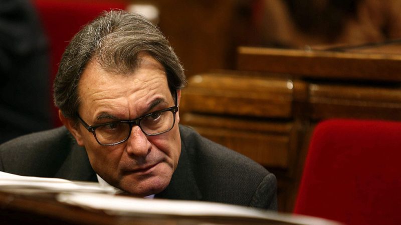 Artur Mas cree que el Gobierno busca su inhabilitación con la querella de la Fiscalía por el 9N