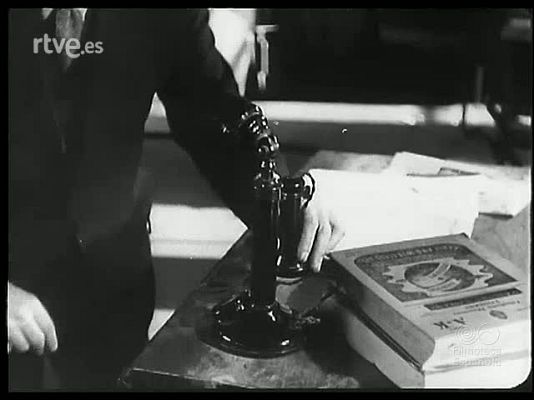 Revista Imágenes - ASI SE HACE UN AVION