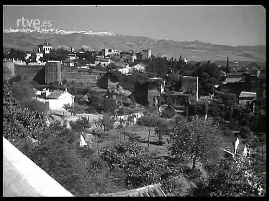 Revista Imágenes - AL PIE DE SIERRA NEVADA