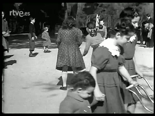 Revista Imágenes - NIÑOS Y MUÑECOS