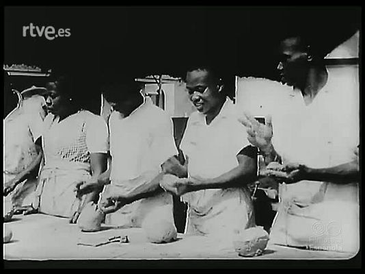 Revista Imágenes - DEL AFRICA AL PACIFICO