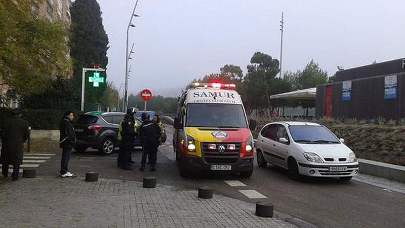 Un aficionado se encuentra en estado "crítico" tras una pelea entre hinchas del Atlético y el Deportivo antes de la disputa de su partido liguero.