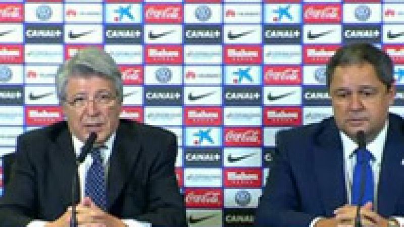El presidente del Atlético de Madrid, Enrique Cerezo, junto con el del Deportivo, ha asegurado que  ni el fútbol ni los dos equipos "tienen que ver" con los incidentes ocurridos en los aledaños del Calderón.