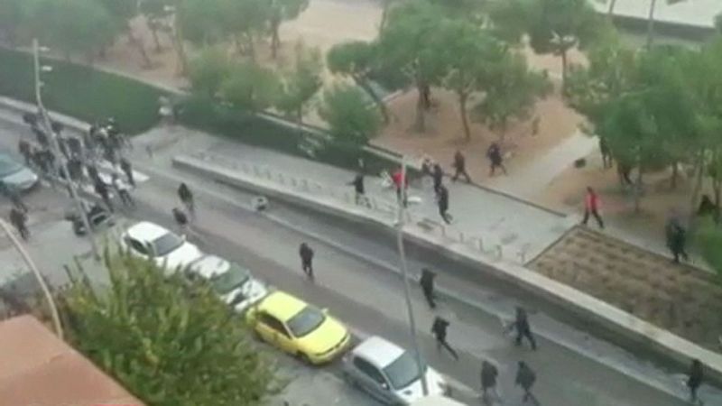 Muere un aficionado tras una pelea entre ultras del Atlético y el Deportivo