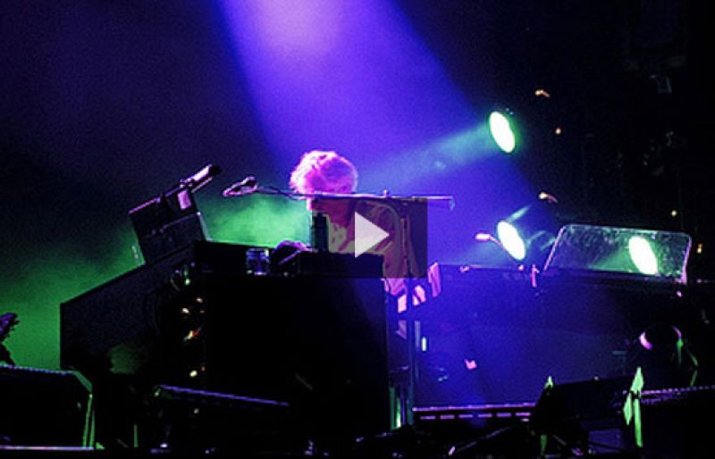 Richard Wright, miembro fundador del grupo de música Pink Floyd, ha muerto en Londres a los 65 años víctima de un cáncer.