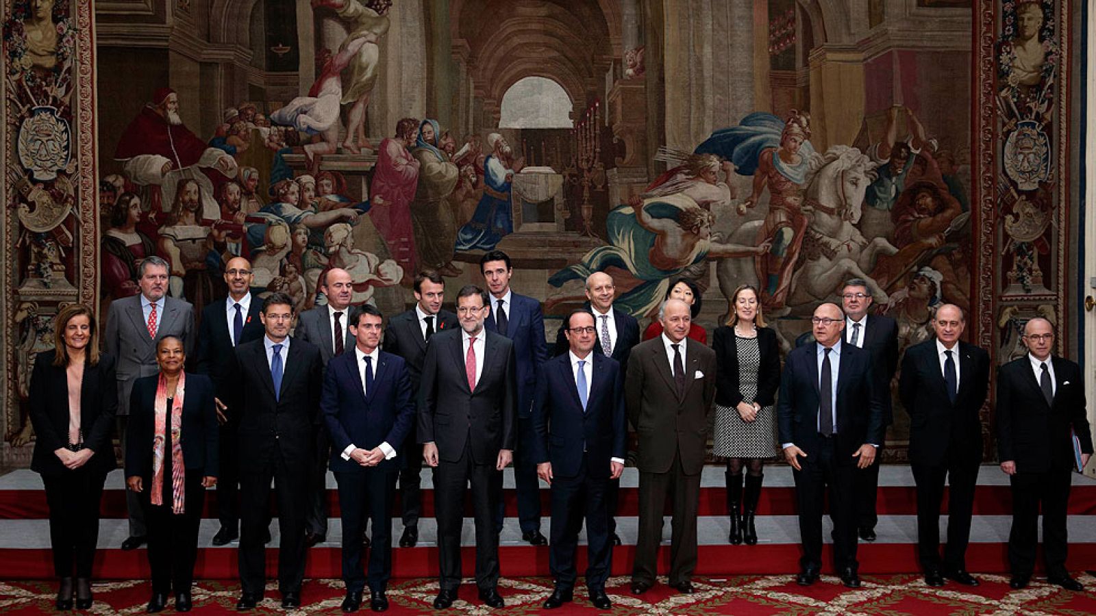 Hollande y Rajoy pedirán a la UE fondos para las interconexiones energéticas entre los dos países