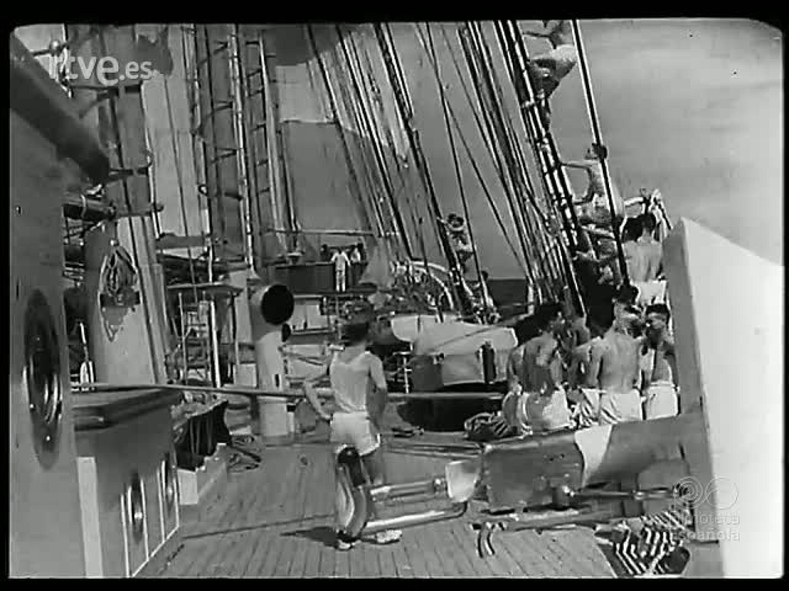 A LOMOS DE LAS OLAS - Revista Imágenes | Ver