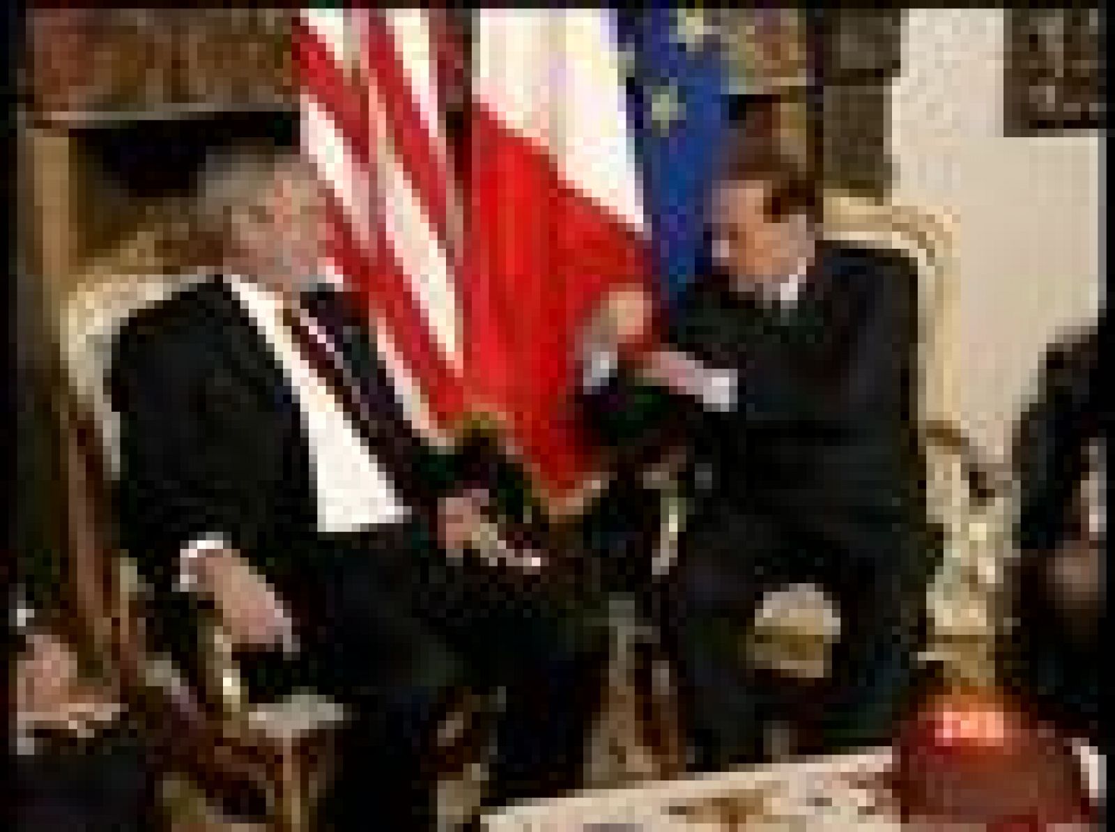 La película de Oliver Stone sobre la vida del presidente de Estados Unidos ha sido vetada y no abrirá el Festival de Cine de Roma porque a Berlusconi "no le gustaría"