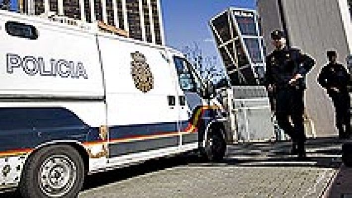 Telediario 1 - En libertad con cargos los detenidos por la reyerta de Madrid Río