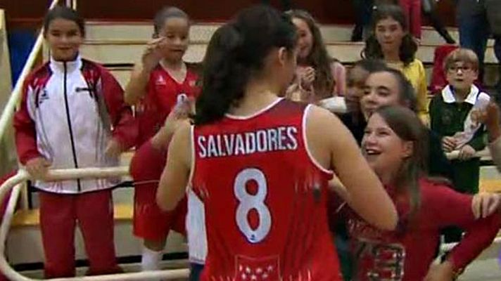 Ángela Salvadores, la perla del baloncesto femenino español