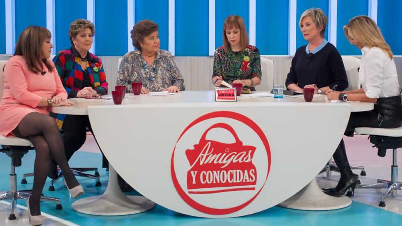 Amigas y conocidas - 04/12/14 - ver ahora