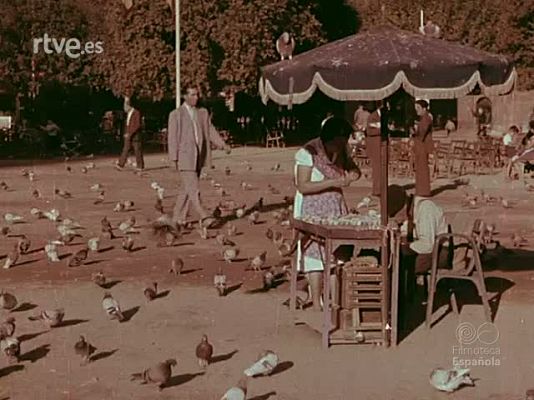 Documentales Color - BARCELONA Y LA SARDANA