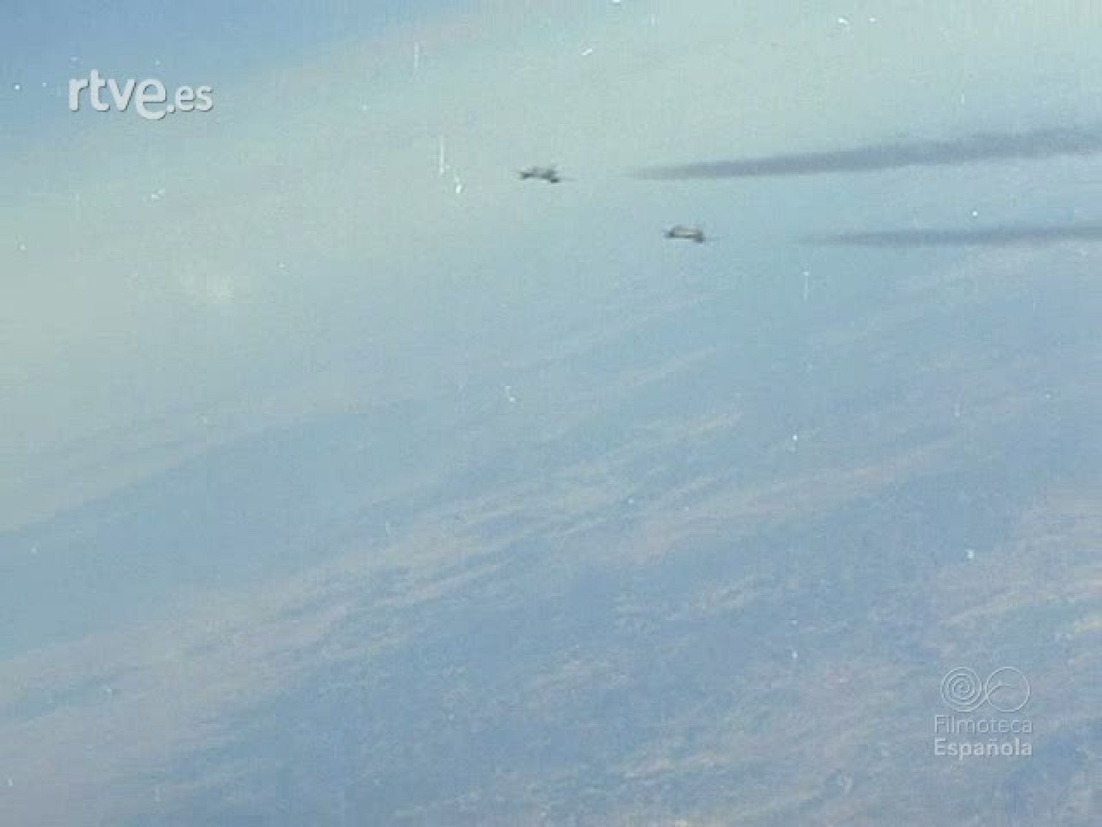 CENTINELAS DEL AIRE PILOTOS DE REACTOR - Documentales Color | Ver