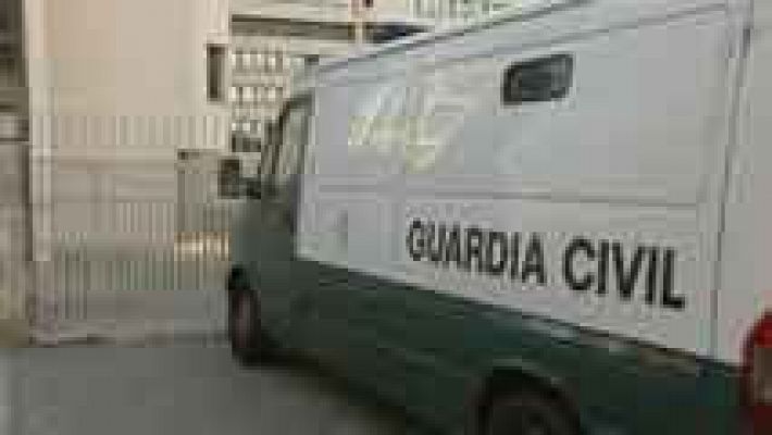 Telediario 1 - Al menos dos pruebas de ADN incriminan al presunto pederasta de Ciudad Lineal