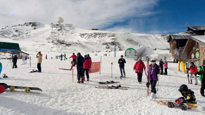 Telediario 1 - Las pistas de esquí como destino para este puente