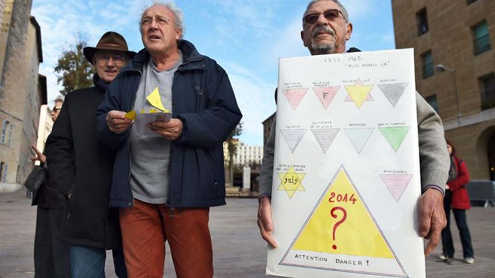 Telediario 1 - Polémica tarjeta sanitaria para 'sin techo' en Marsella