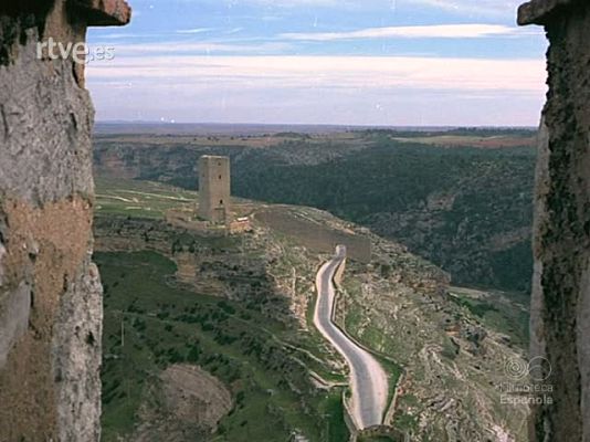 Documentales Color - EL CASTILLO MEDIEVAL