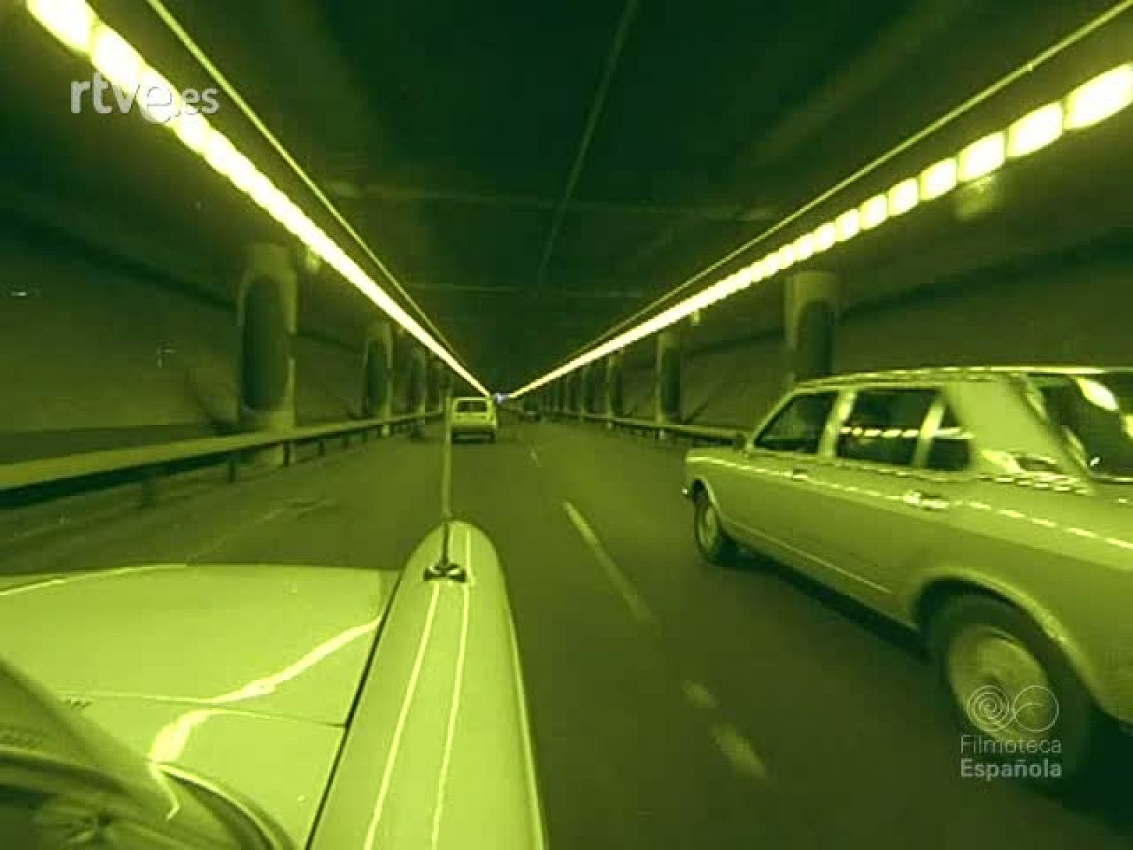 CINCUENTA AÑOS DE CAMPSA - Documentales Color | Ver