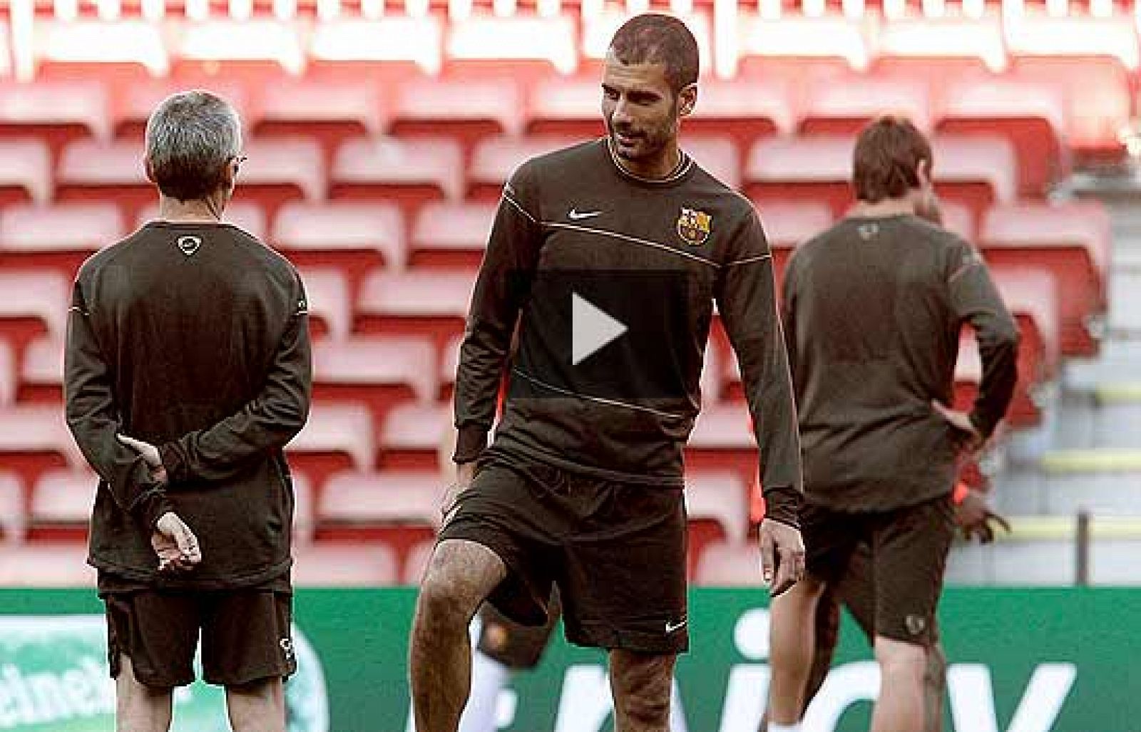 El F.C. Barcelona quiere acabar con su mala racha y con la intranquilidad que vive en barcelonismo, con una clara victoria ante el Sporting del Portugal.