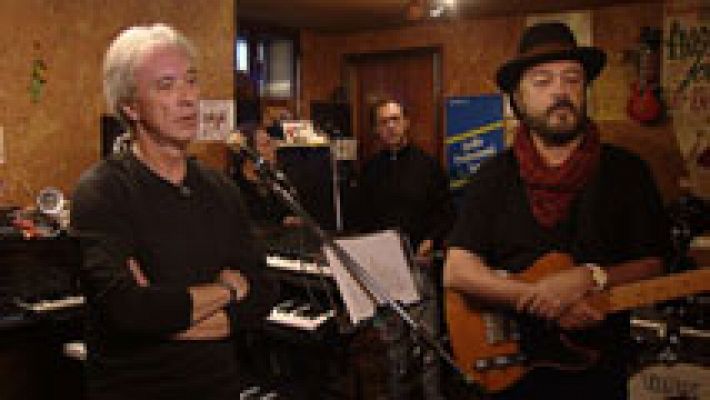 Telediario 1 - Homenaje a "Los Brincos" en el Teatro de La latina de Madrid