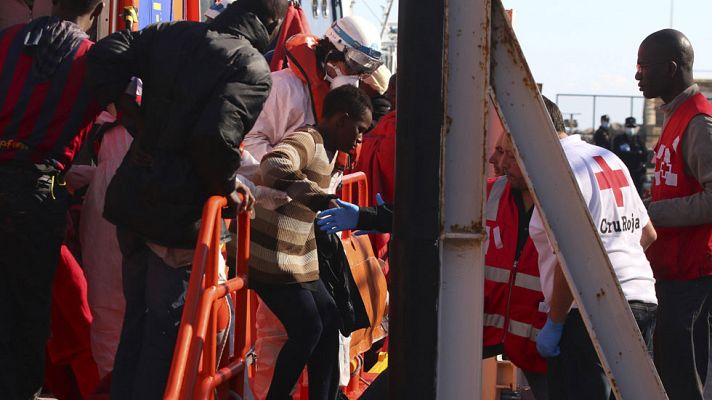 Telediario 1 - Tercer día de búsqueda de los inmigrantes desaparecidos