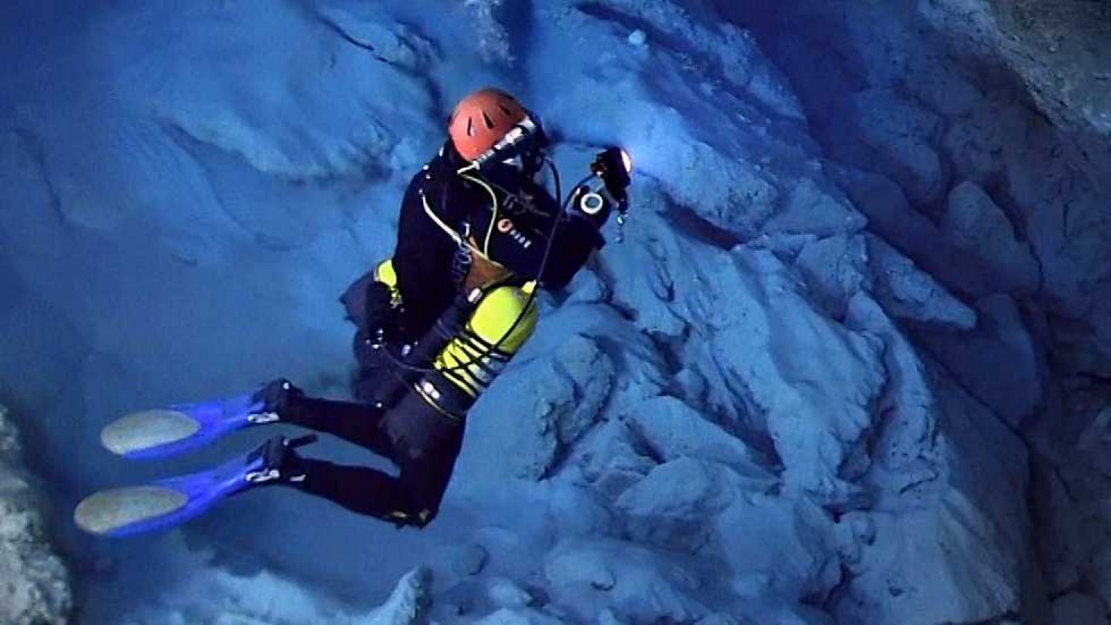 Al filo de lo imposible - Espeleobuceo Mallorca II