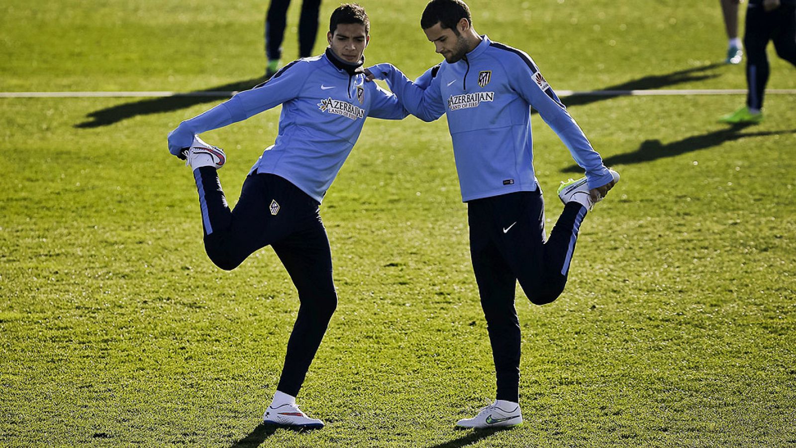 El Atlético de Madrid ya está en Turín, donde se jugará el primer puesto de grupo de la Champions contra la Juventus este martes.