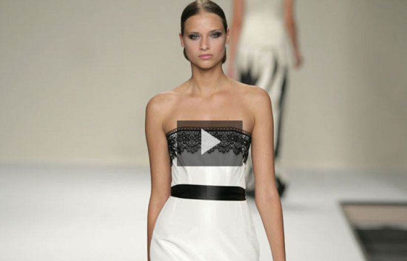 Desfile de Elio Berhanyer en Cibeles 