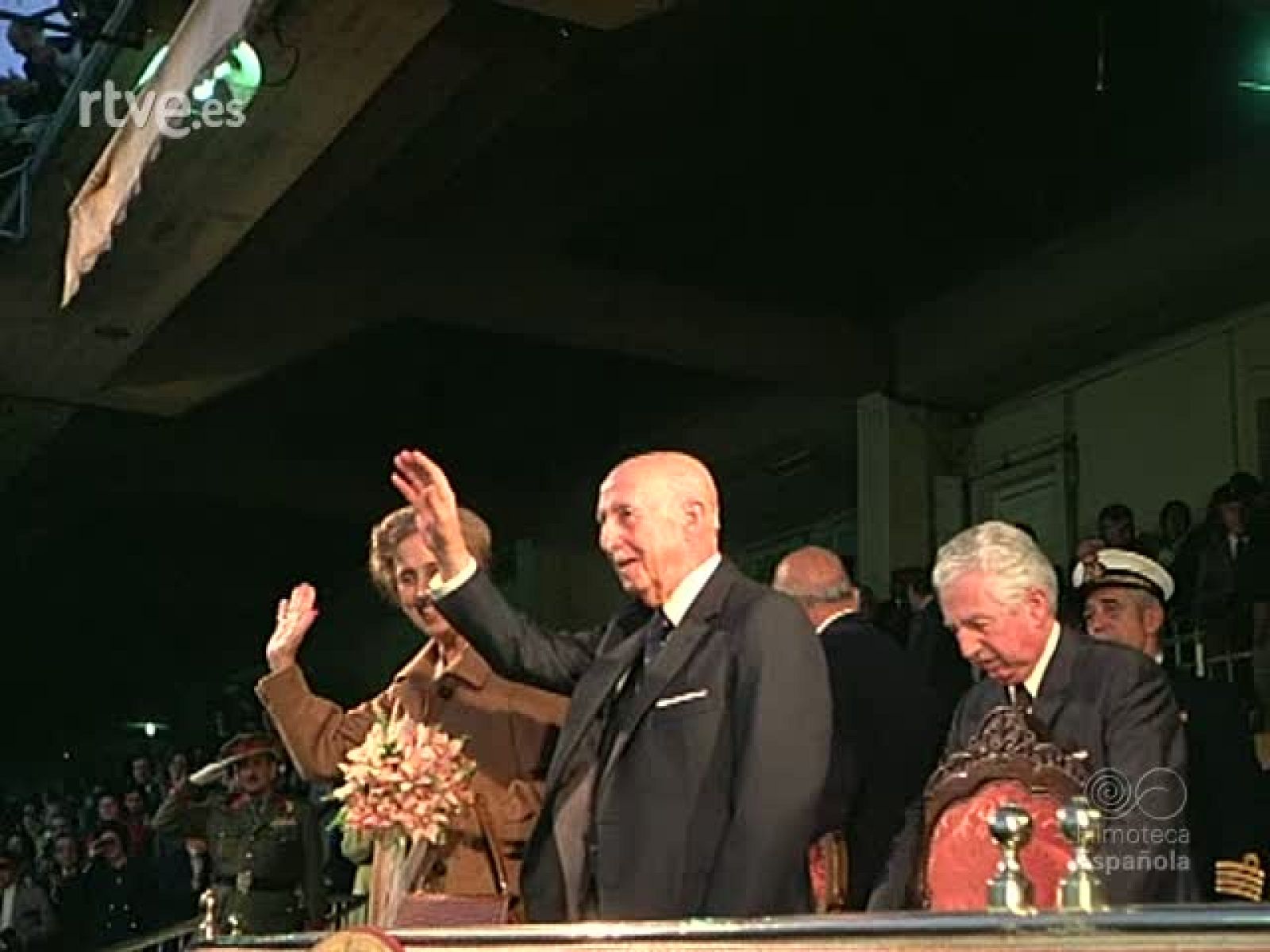 18 DEMOSTRACION SINDICAL: HOMENAJE A LA MUJER - Documentales Color | Ver