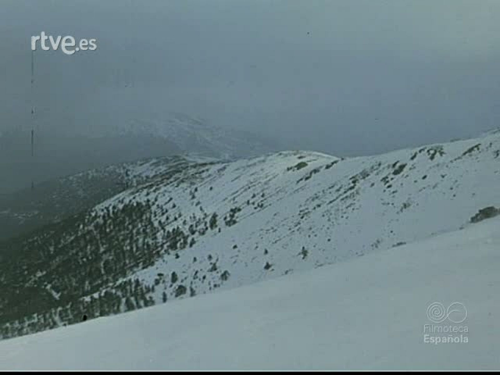 ESQUIAR EN ESPAÑA - Documentales Color | Ver