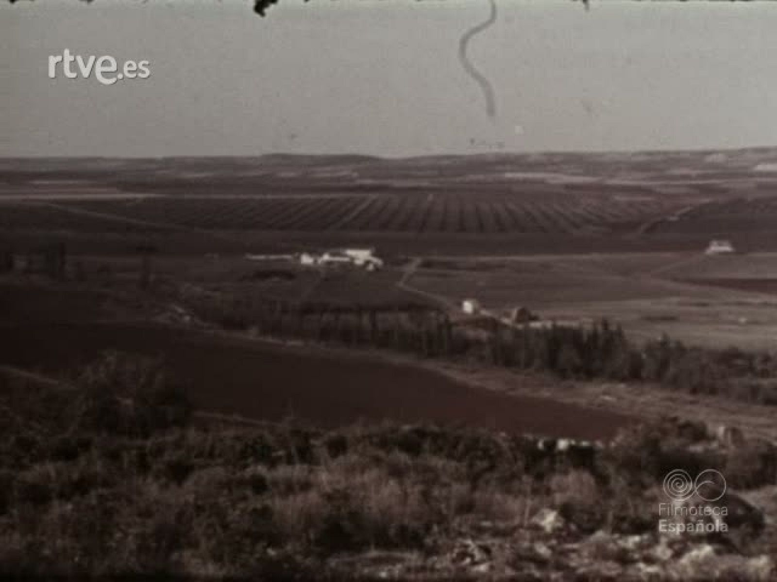 EXPLOTACIONES PUERTO VALLEHERMOSO - Documentales Color | Ver