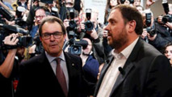 Telediario 1 - Mas y Junqueras mantienen sus posiciones