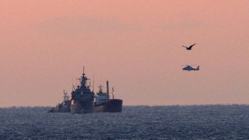 Un barco científico español rescata a 200 inmigrantes, muchos de ellos niños, que navegaban a la deriva en el Mediterráneo