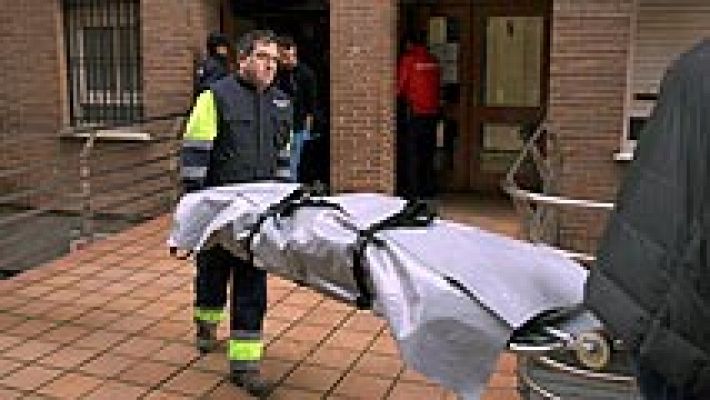 Telediario 1 - Detenido el marido de una mujer que apareció muerta