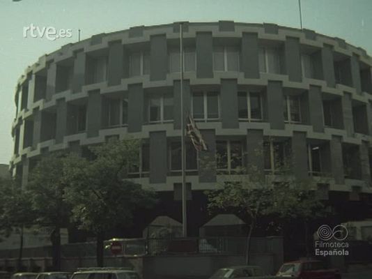 FRANCO HA MUERTO - Documentales Color | Ver