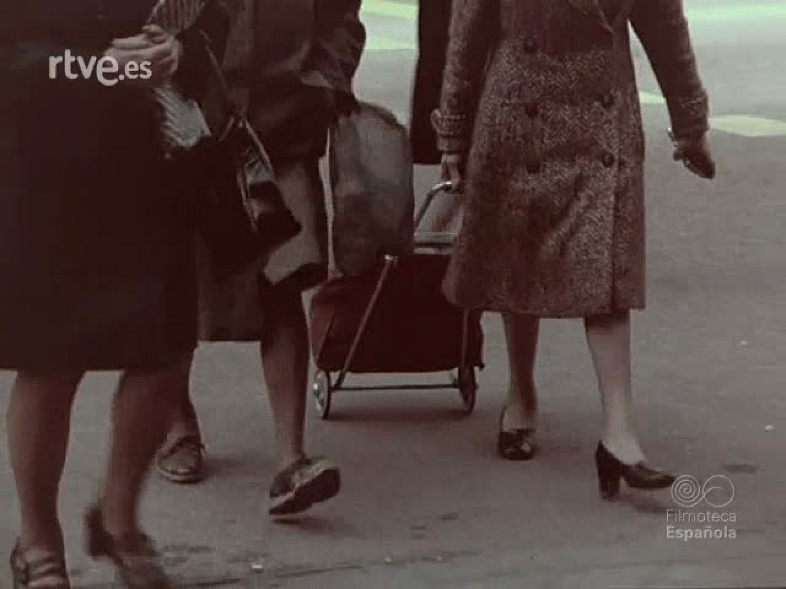 HABITOS DE COMPRA - Documentales Color | Ver