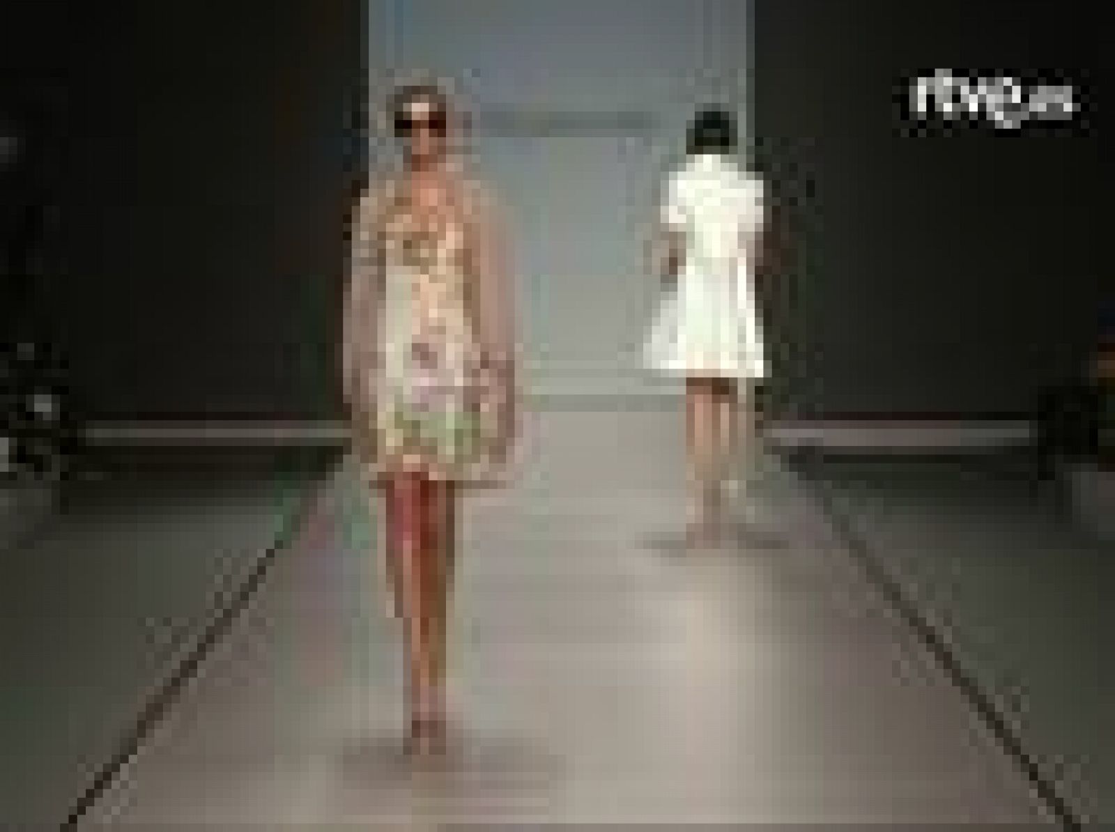 Sin programa: Desfile de Javier Larrainzar | RTVE Play