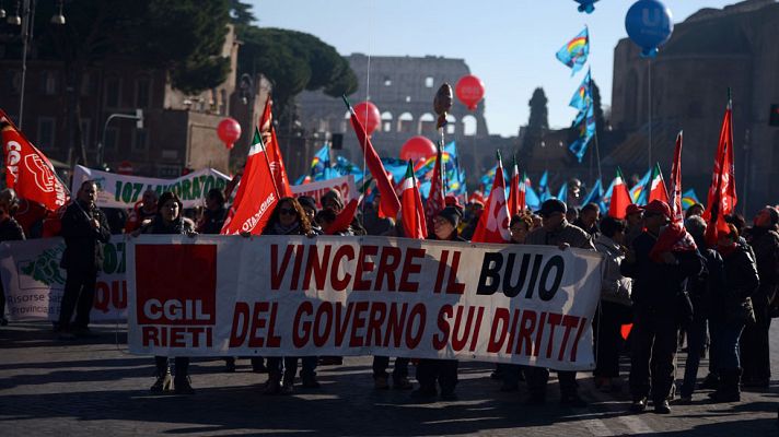 Telediario 1 - Huelga general en Italia contra la reforma laboral
