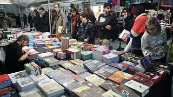 Telediario 1 - Arranca en Madrid Expocomic 2014