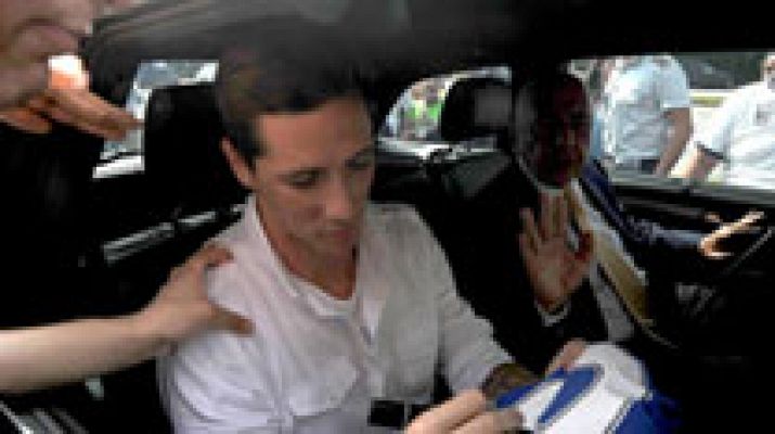 Telediario 1 - Mourinho descarta la vuelta de Fernando Torres al Chelsea