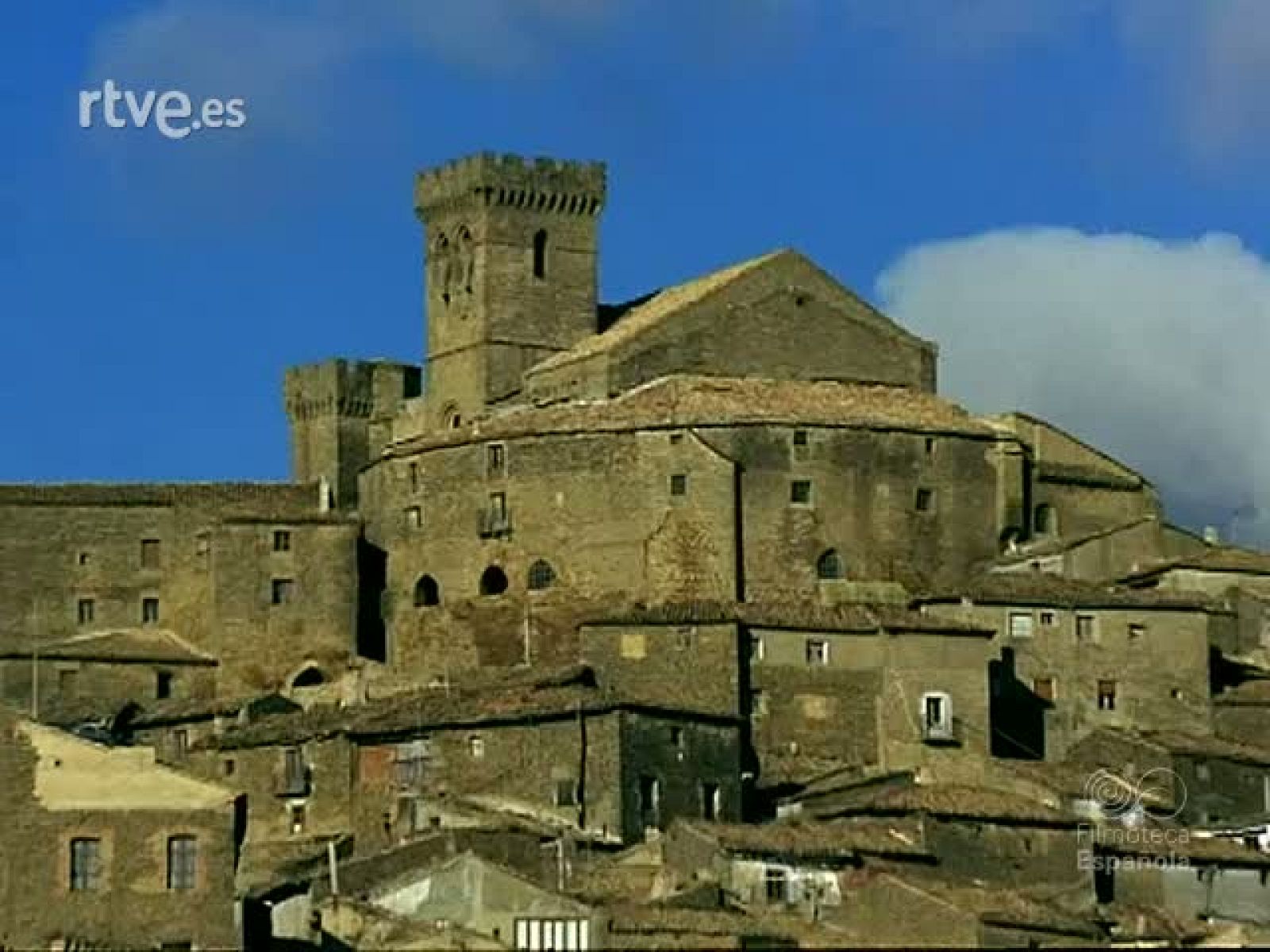 EL PUEBLO MEDIEVAL - Documentales Color | Ver