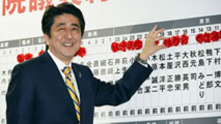 El partido de Shinzo Abe gana las elecciones en Japón 