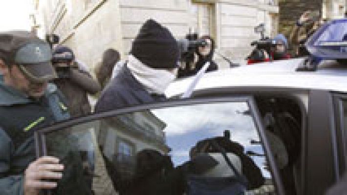 Telediario 1 - A prisión el líder de la secta de los miguelianos