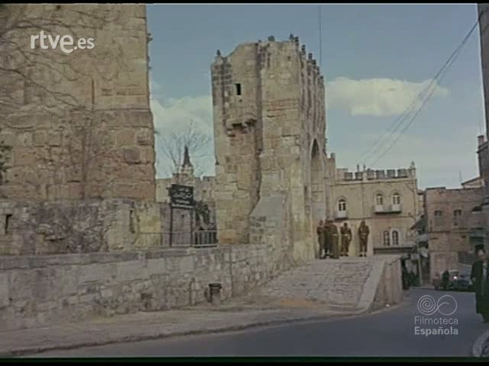 RECUERDOS DE UN VIAJE HISTORICO - Documentales Color | Ver