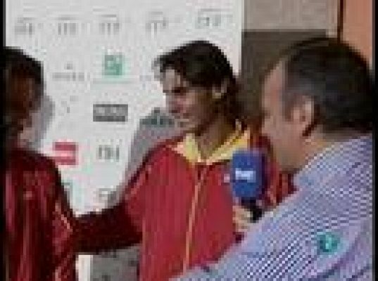  - Entrevista al equipo español