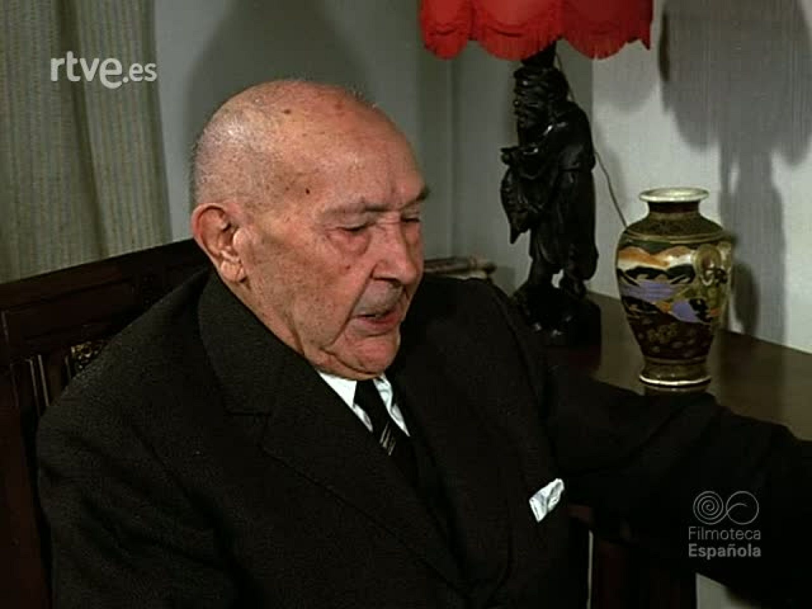 VISITA A CEUTA - Documentales Color | Ver