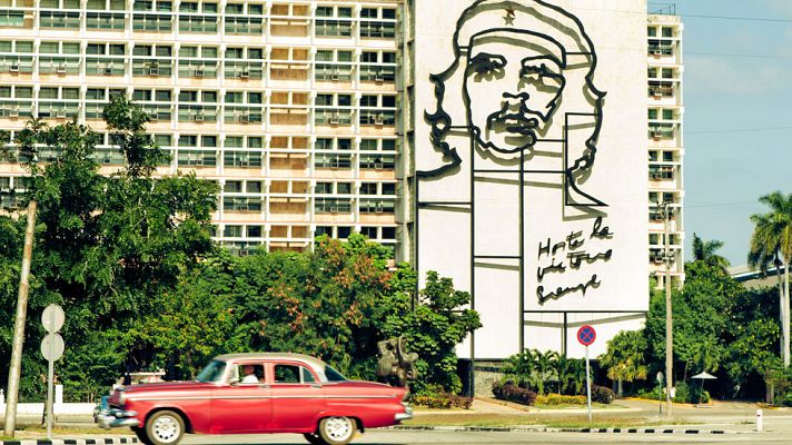 Telediario 1 - Estados Unidos y Cuba rompieron relaciones diplomáticas en 1961